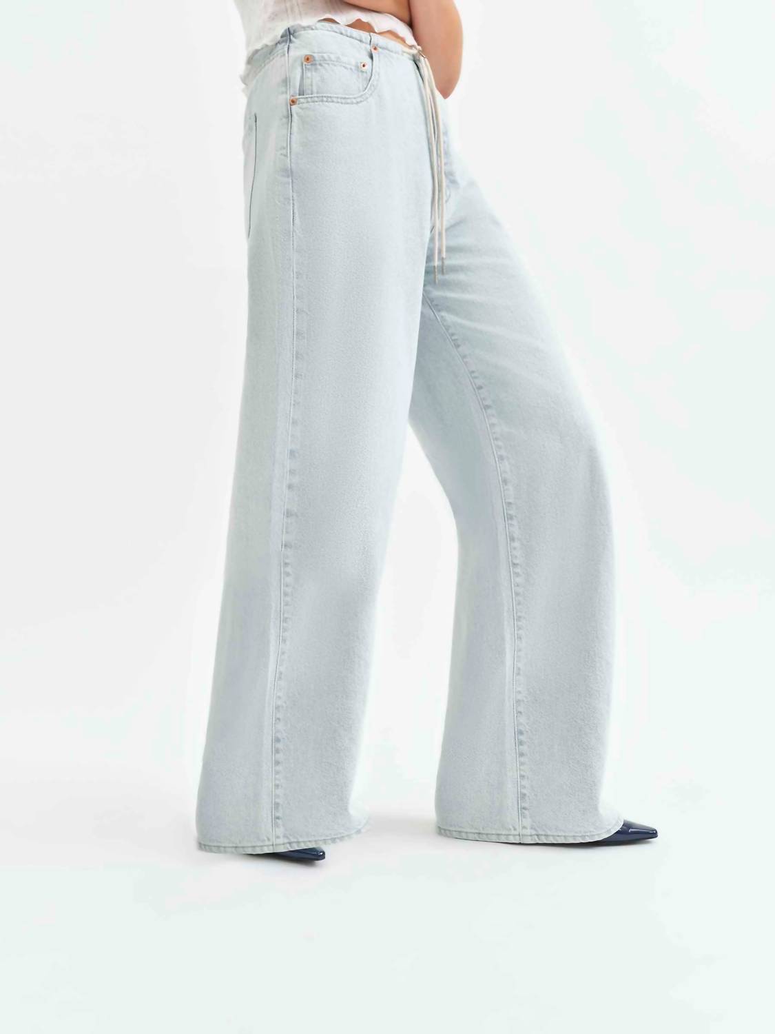 Daze - Madison Mid Rise Wide Leg Jeans