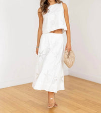Skies Are Blue - Coral Sea Skirt