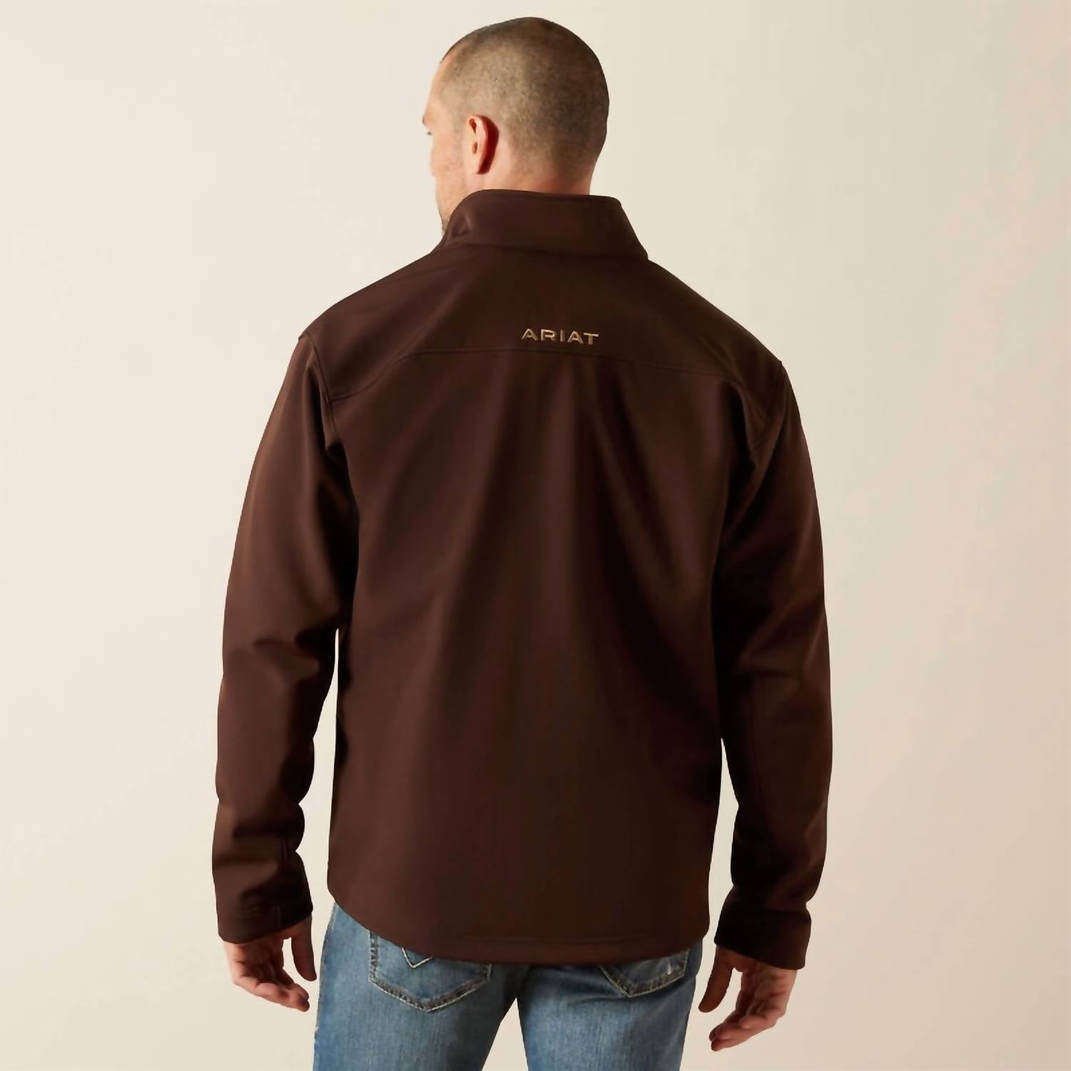 ARIAT Men's Vernon Soft Shell Jacket in coffee - men's jacket - detail view