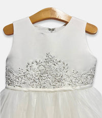 Macis - Embroidered Floral Lace Dress