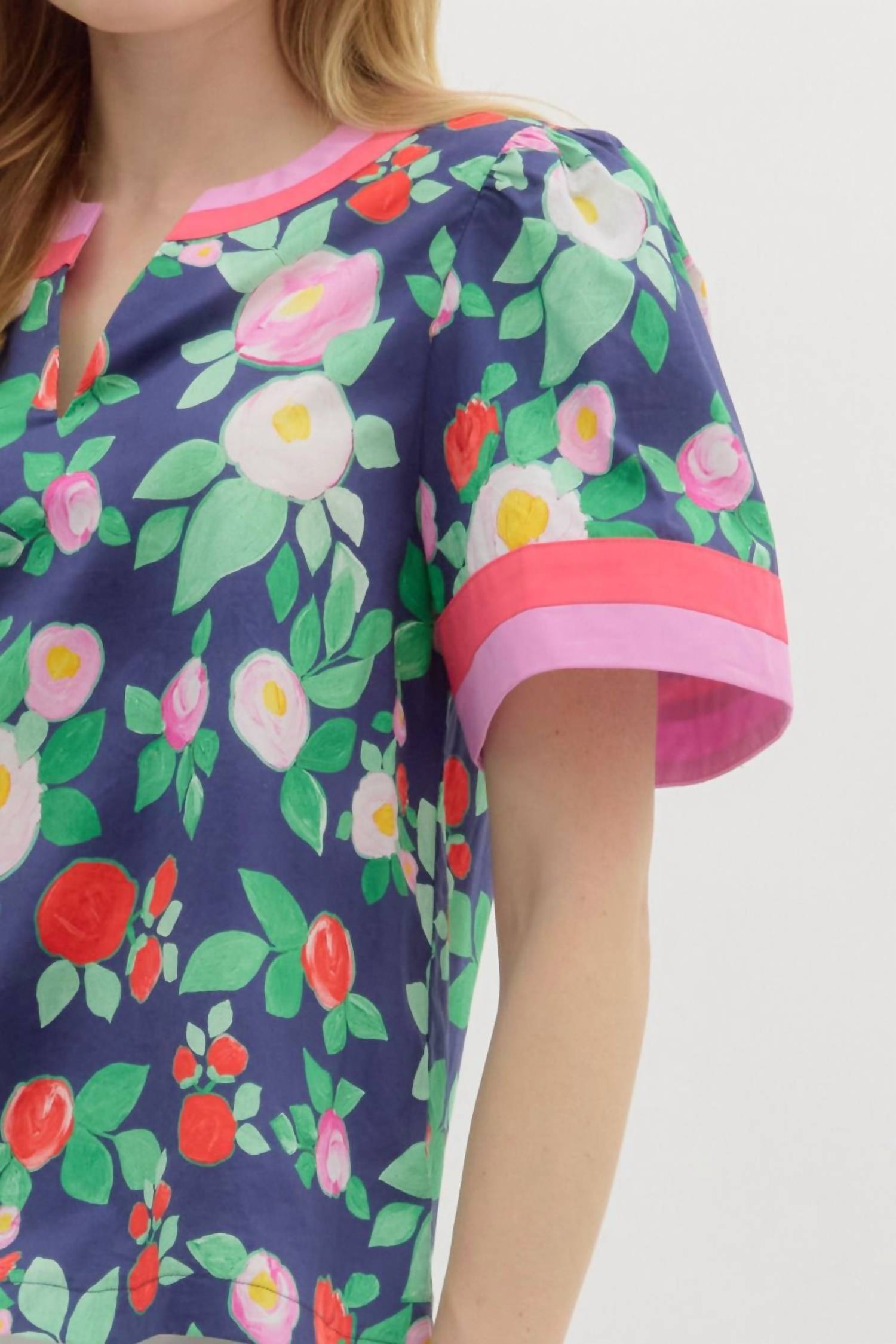 Entro - Rinna Floral Top