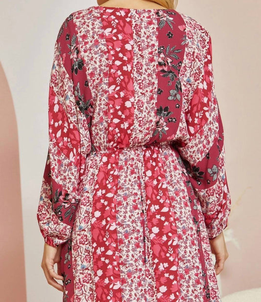 Andree By Unit - V-neckline With Dolman Sleeves Dress