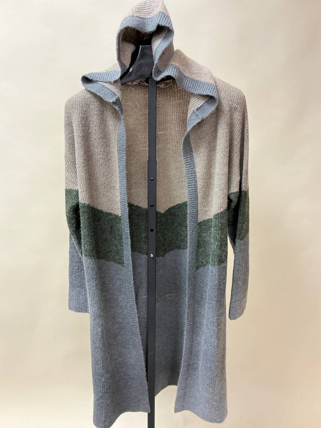 Hem & Thread Women's Chevron Hooded Cardigan in grey - women's cardigan