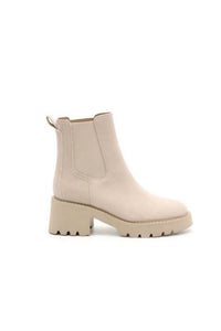 Mi.Im - Women's Josie Lug Sole Chelsea Boot