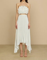 Amur - Averi Scallop Top