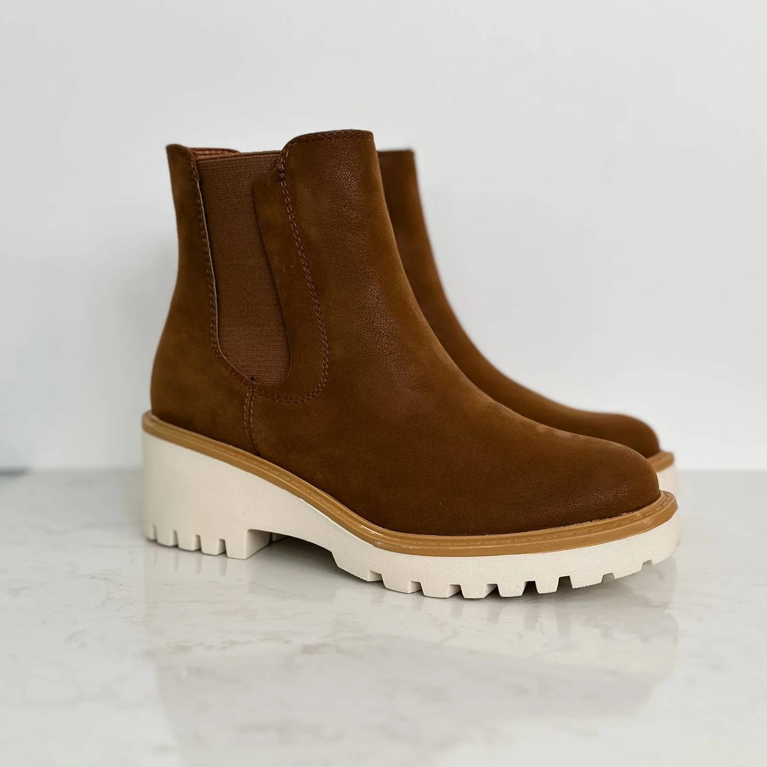 Mia Shoes - Women's Ezri Chelsea Booties