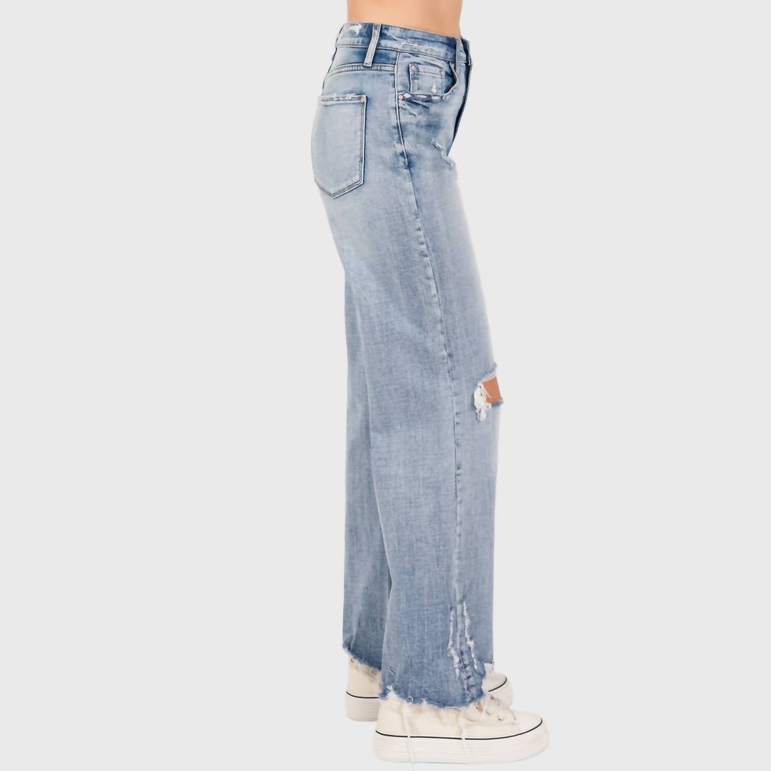 Petra153 - DISTRESSED HIGH RISE COMFORT VINTAGE FLARE JEANS
