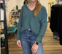 Staccato - V-Neck Raw Edge Seam Pullover Sweater