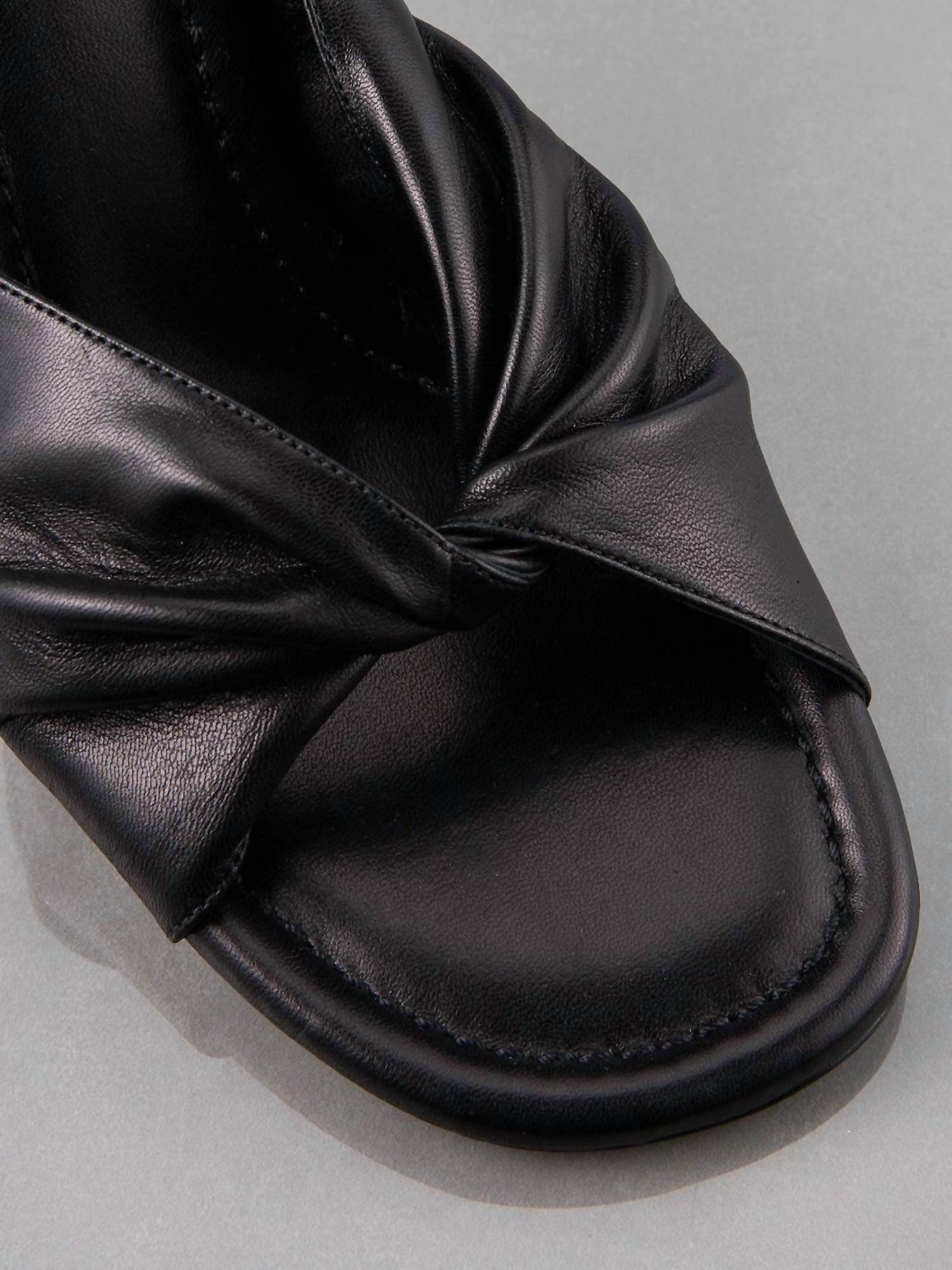 Frame - Women's Le Carver Pump