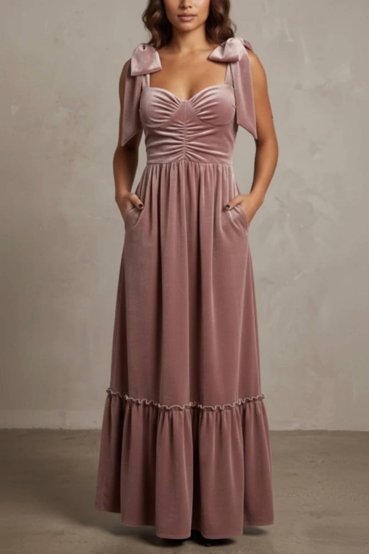 So Me - Velvet Feminine Holiday Dress With Ribbon Strap