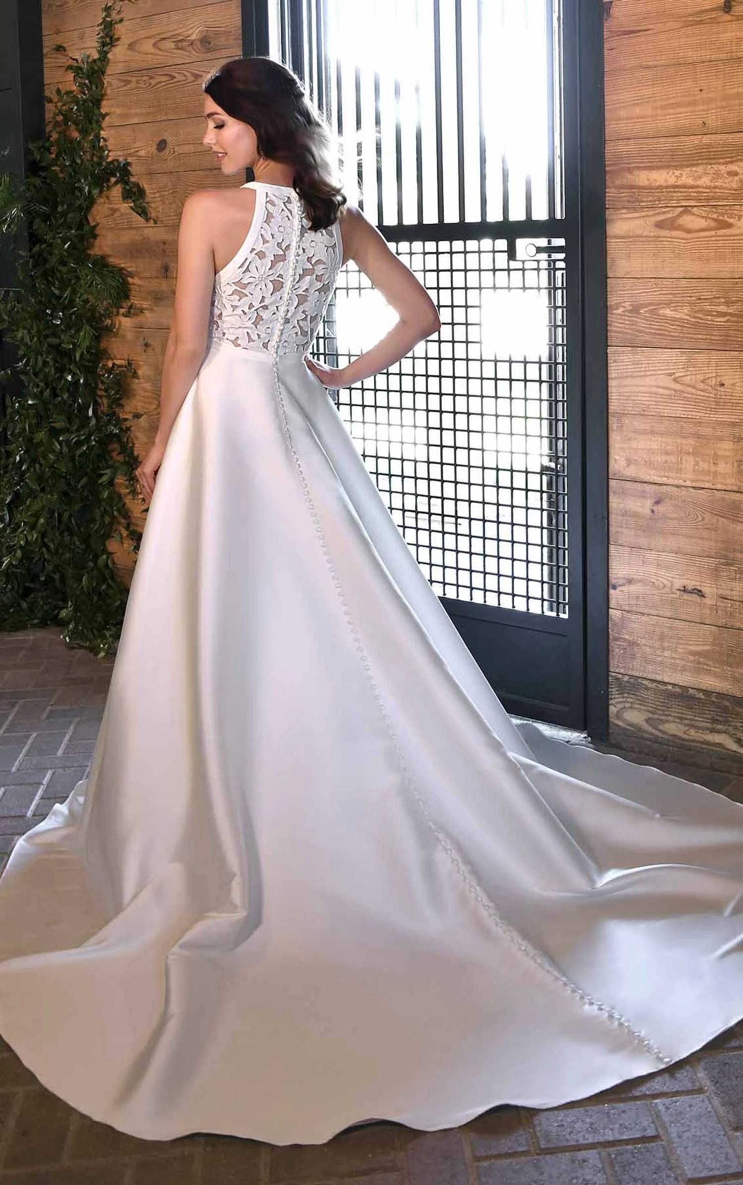 Essence Of Australia - Classic V-neckline Ballgown Wedding Dress