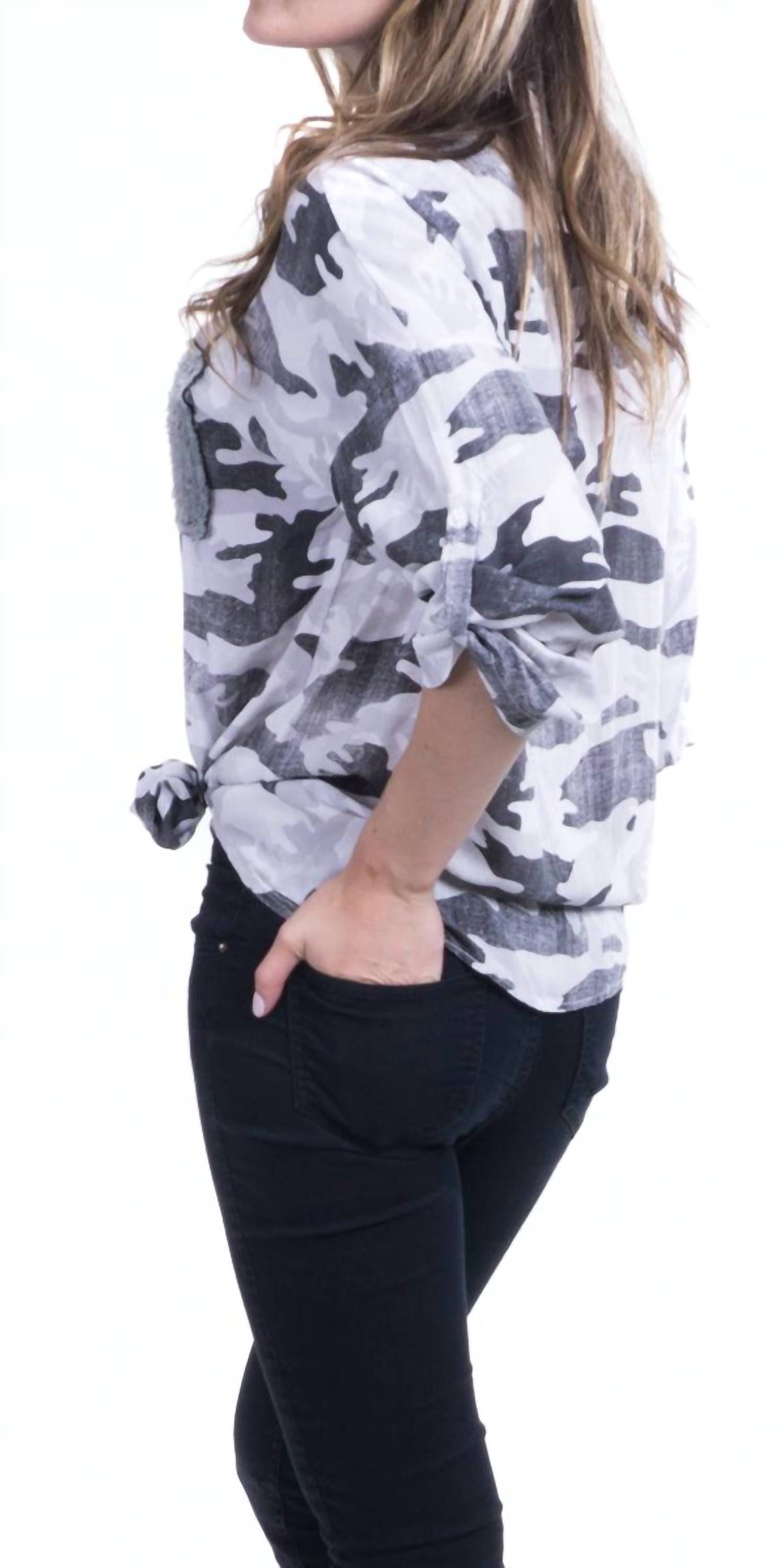 Gigi Moda - Leona Button Top
