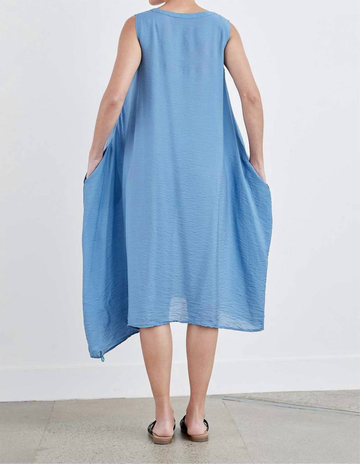 Cut Loose - Bubble Scoop Neck Dress