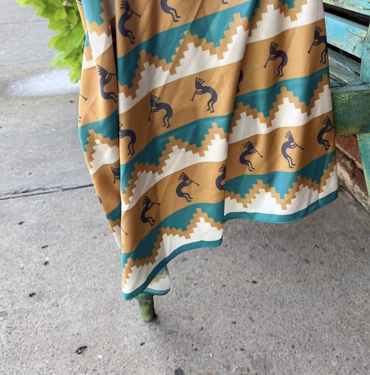 Rowdy Crowd - Sundance Wild Rag Scarf