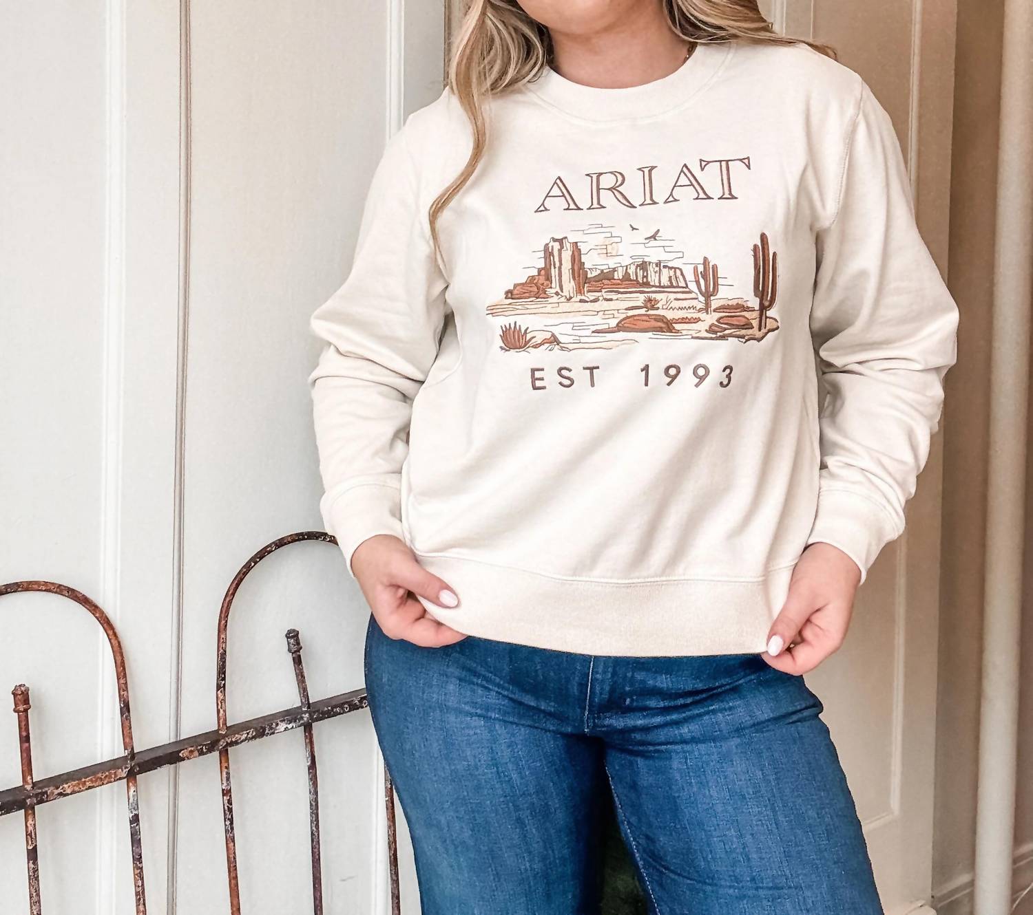 Ariat - Essential Crew Sweatshirt