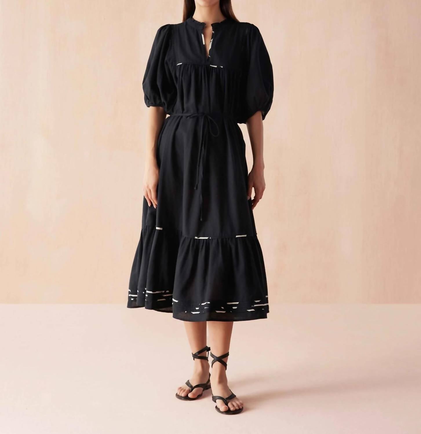 Omika - Wren Midi Dress