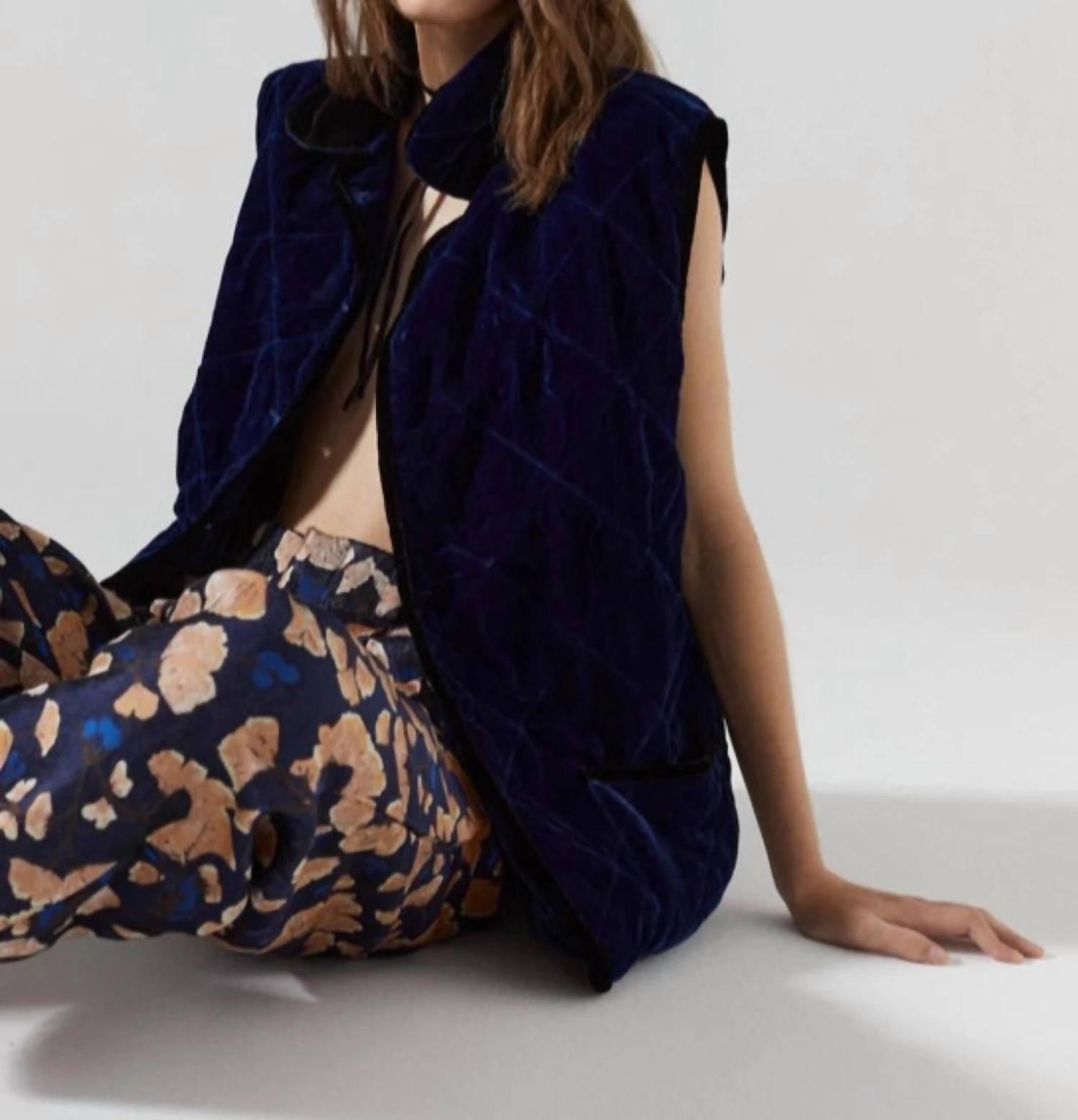 Lanhtropy - Alice Velvet Vest