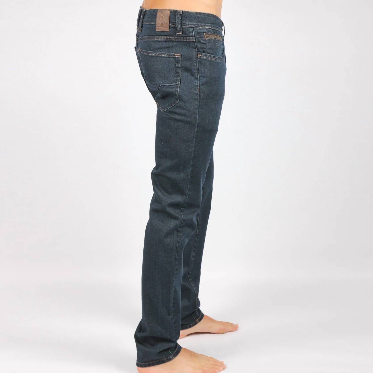 Eight X - Slim Fit Jeans