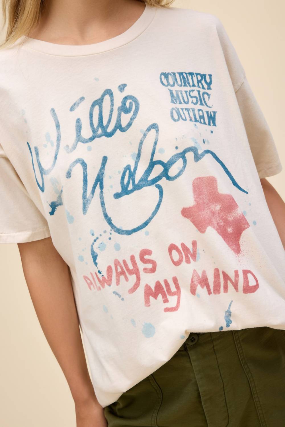 Daydreamer - Martha Willie Nelson Tee