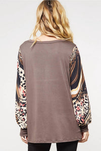 Promesa - Striped & Leopard Keyhole Top
