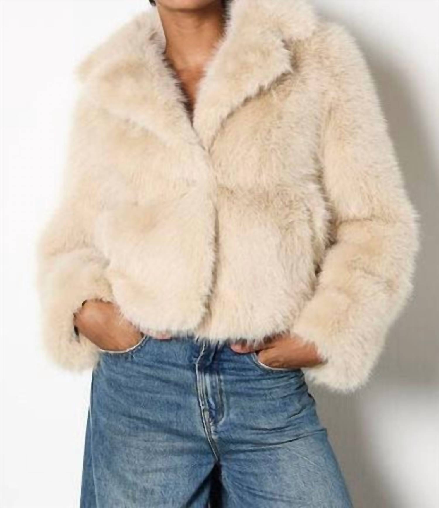 Apricot - Faux Fur Long Sleeve Short Coat