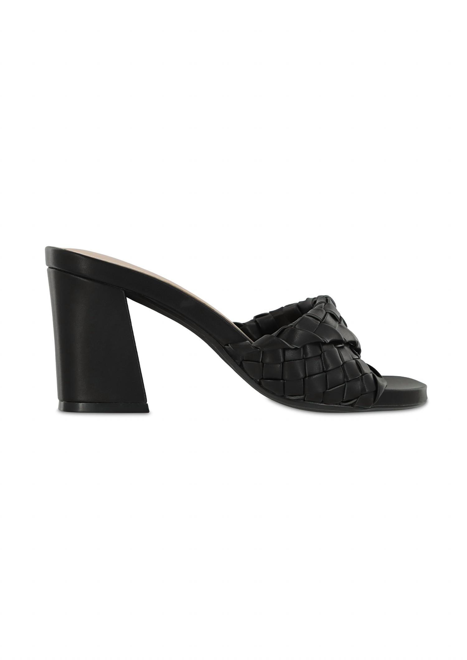 Minna Shoe