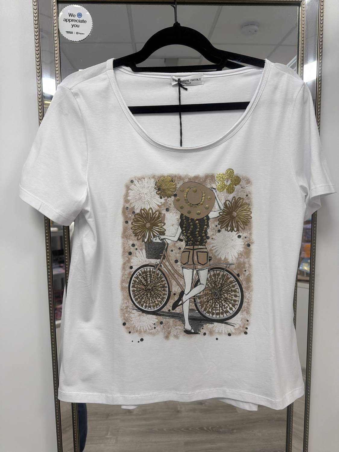 Femme Fatale - Women's Graphic Tee