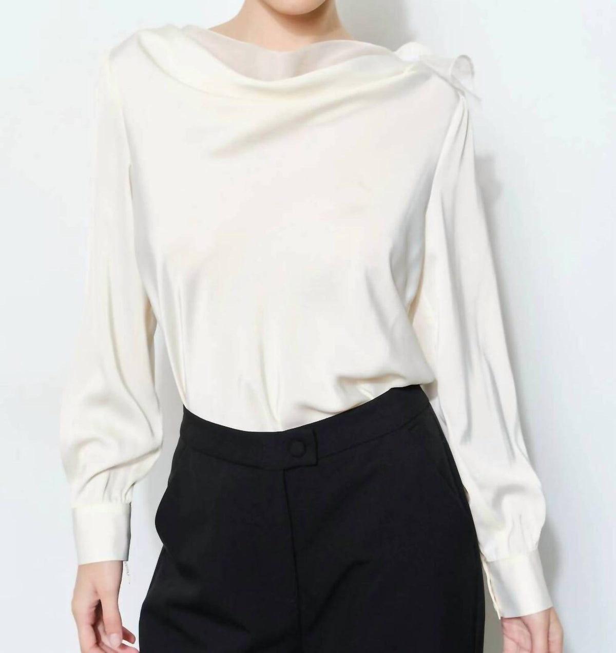 Deon - Women's Elegant Long Sleeve Blouse