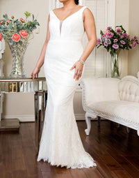 Elizabeth K - Long Sleeveless Wedding Dress