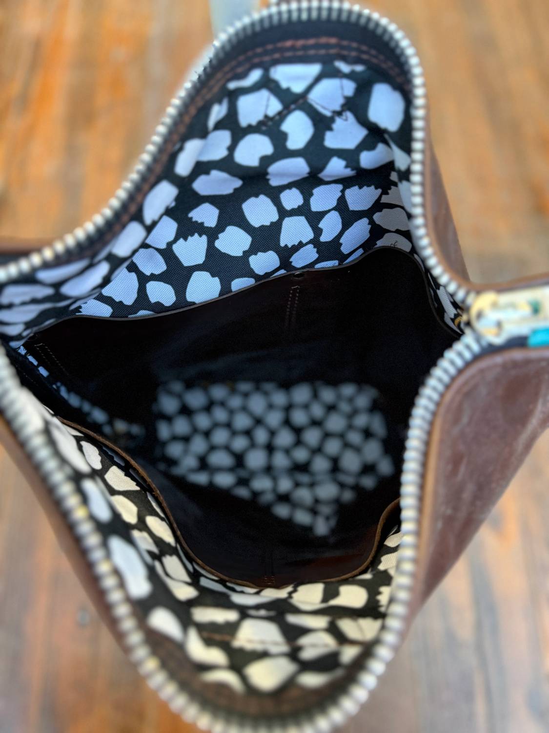 Alexis Drake - Women's Shoulder Tote And Crossbody Bag