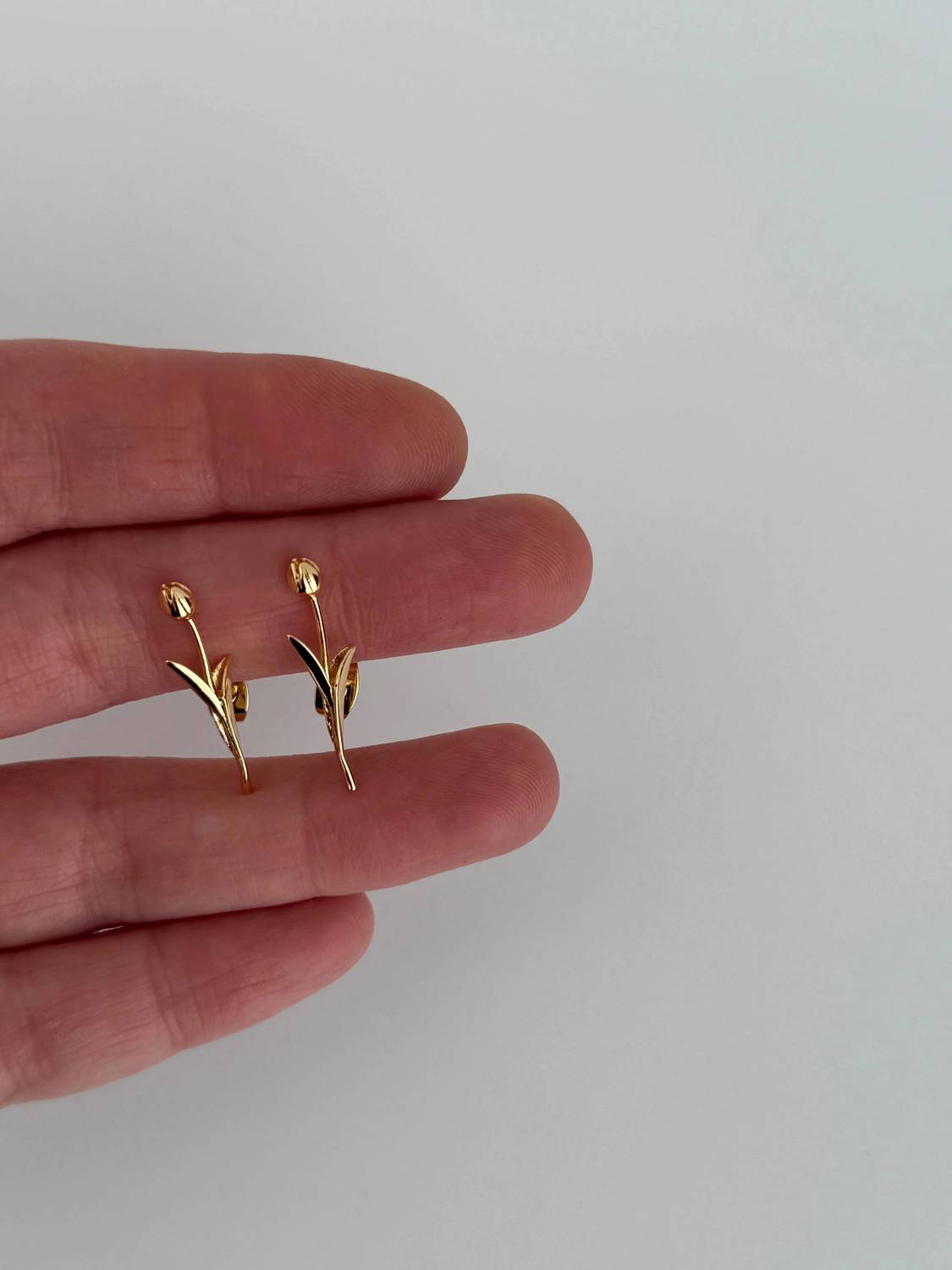Tramps+Thieves - Women's Tulipan Stud Earrings