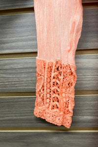 En Creme - Women's Coral Lace Button Back Long Sleeve