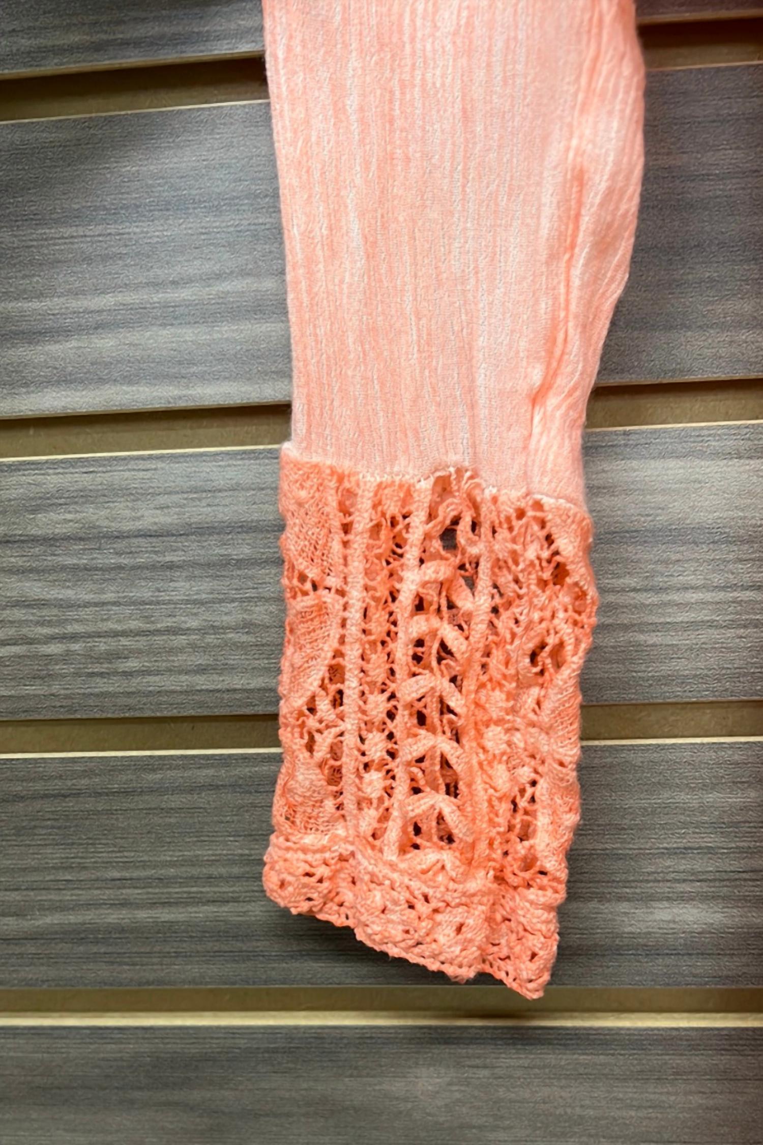 En Creme - Women's Coral Lace Button Back Long Sleeve