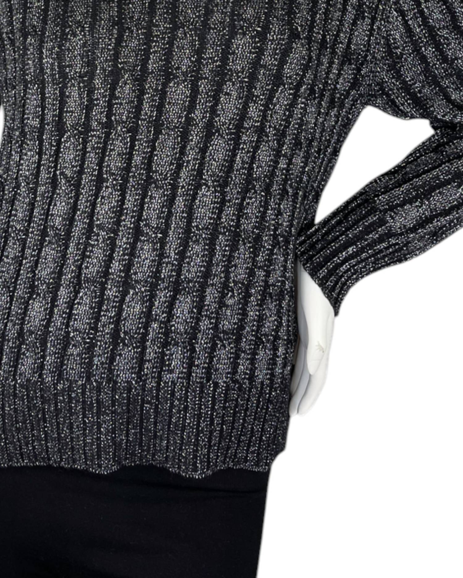Alashan Cashmere - Hazel Lurex Cable V Neck Sweater