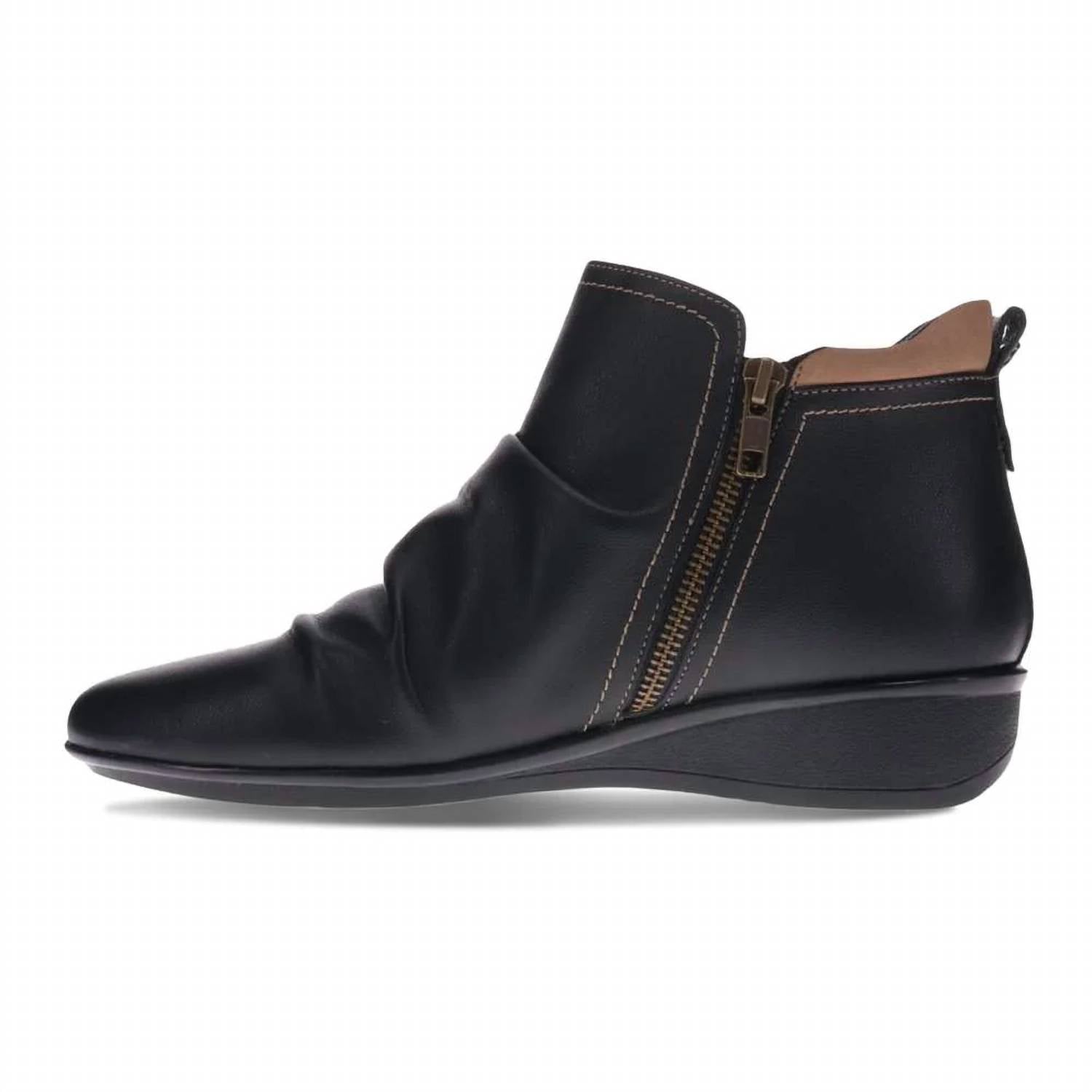 Revere - Women's Plymouth Wedge Boot