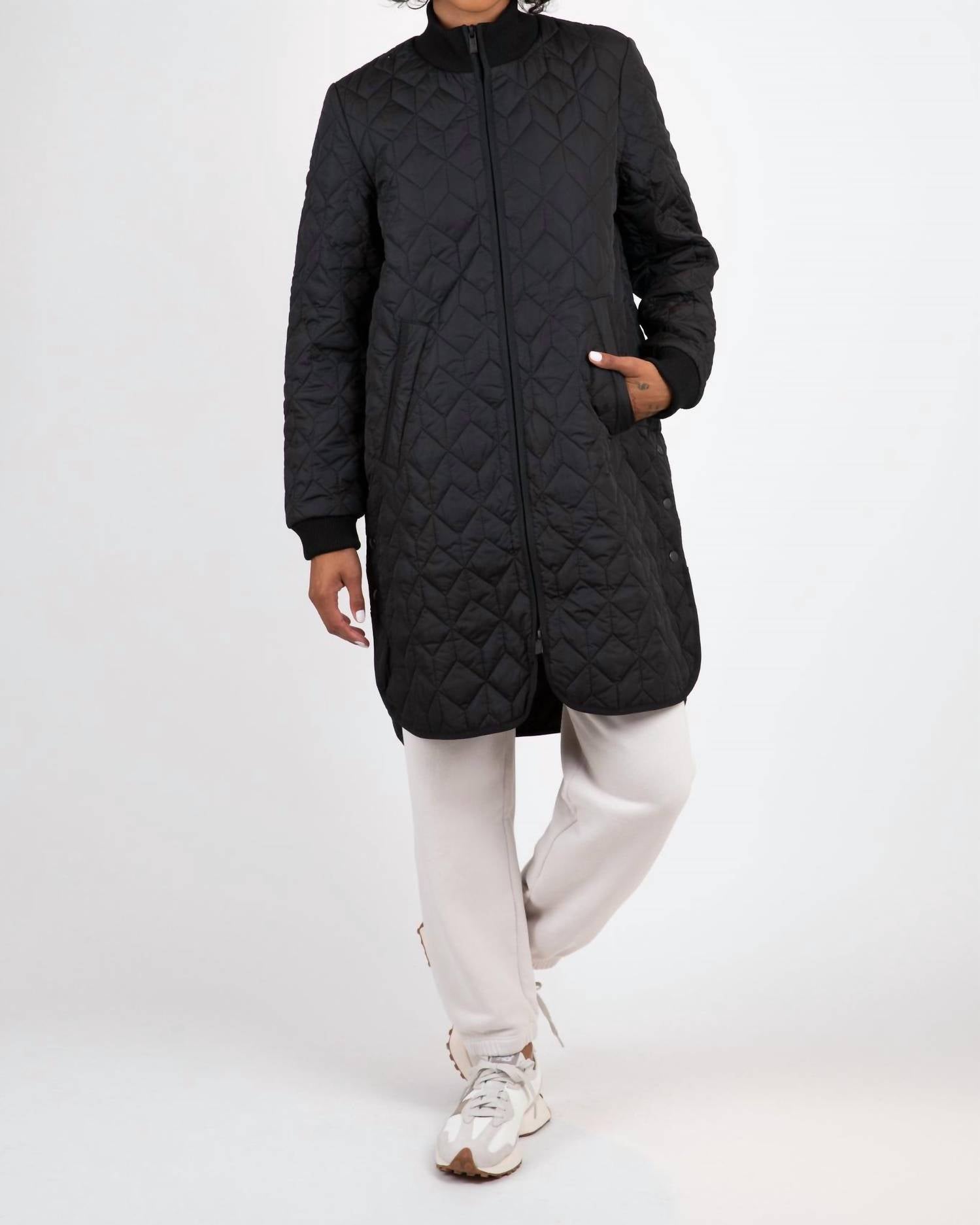 Ilse Jacobsen Padded Quilt Coat in black - women's jacket