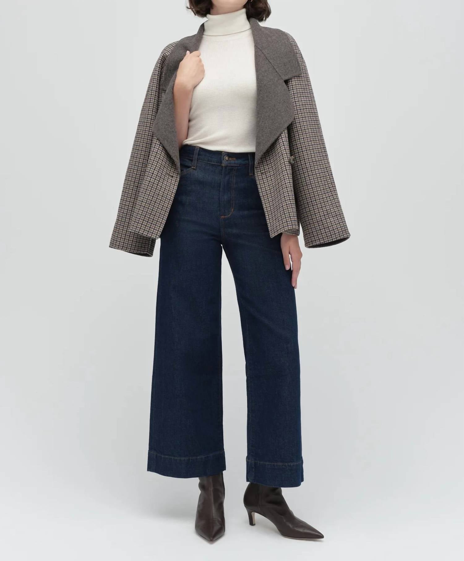 Favorite Daughter - The Mischa Shortie Bootcut Jeans