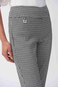 Joseph Ribkoff - Geometric Pull On Cropped Pants
