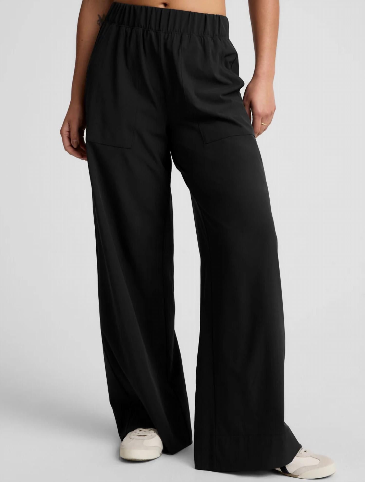 BEYOND YOGA Easy Wide Leg Pant in true black 1 - women's pants
