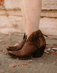 Ariat - Women's The Greeley Booties