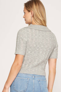 She + Sky - Collared Short Sleeves Cropped Knit Top