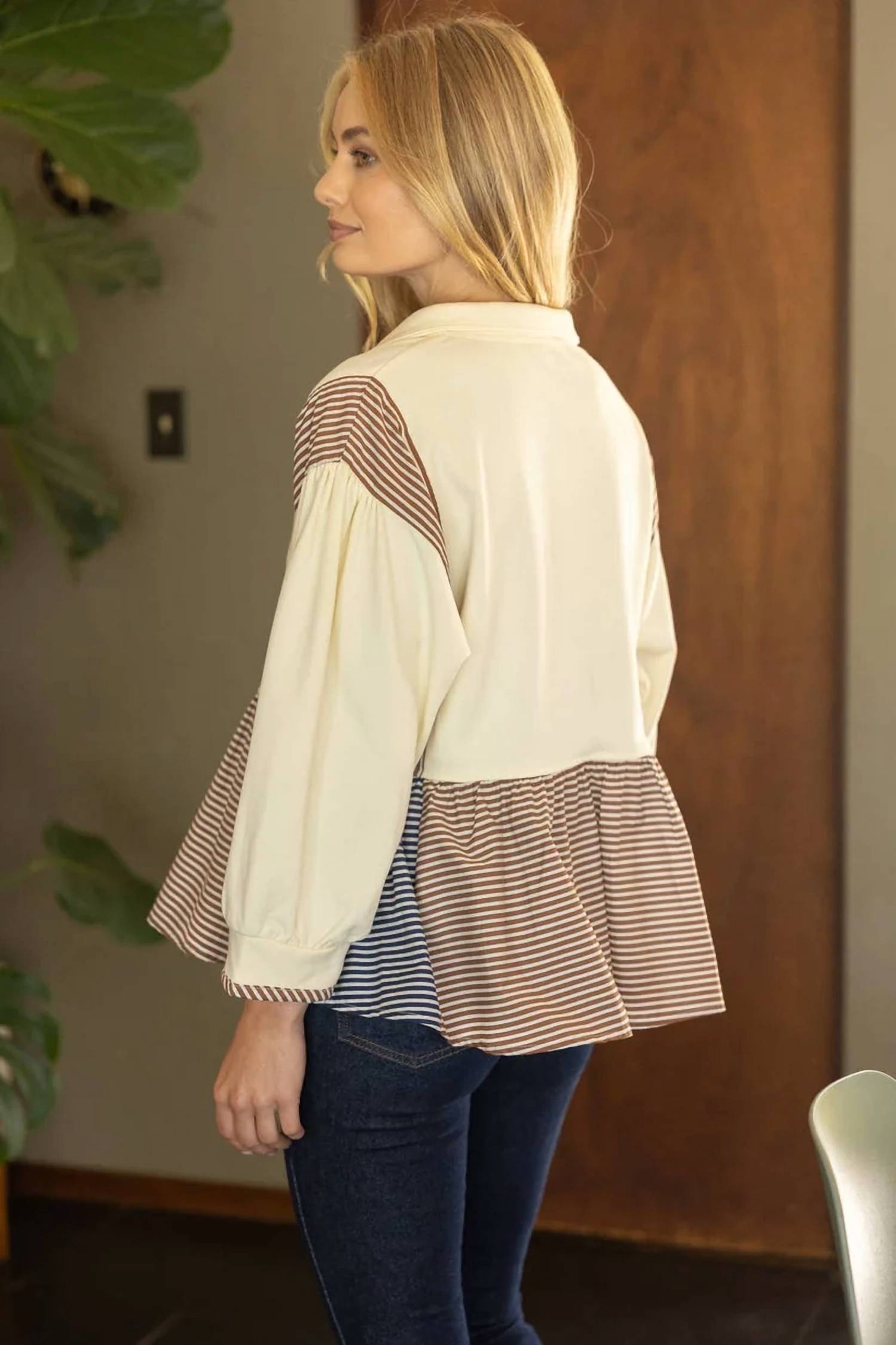 Voy - Half Snap Button Color Block Peplum Sweatshirt