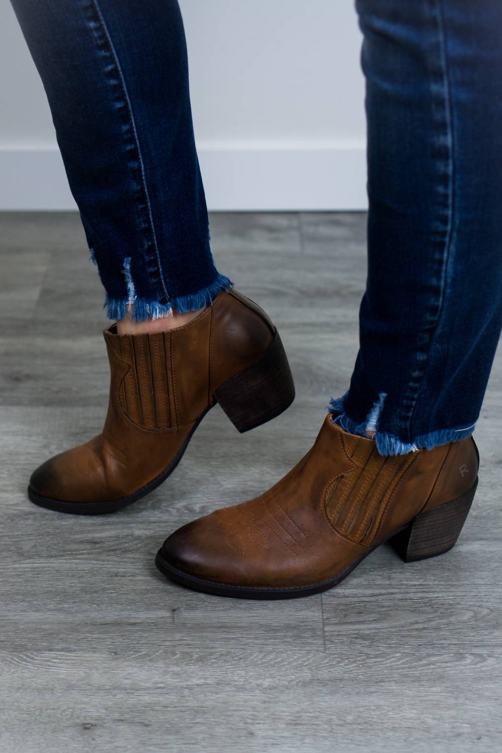 Roan - Women's Malina Western Leather Bootie
