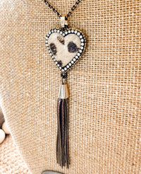 White Label - Women's Leopard Heart Long Necklace