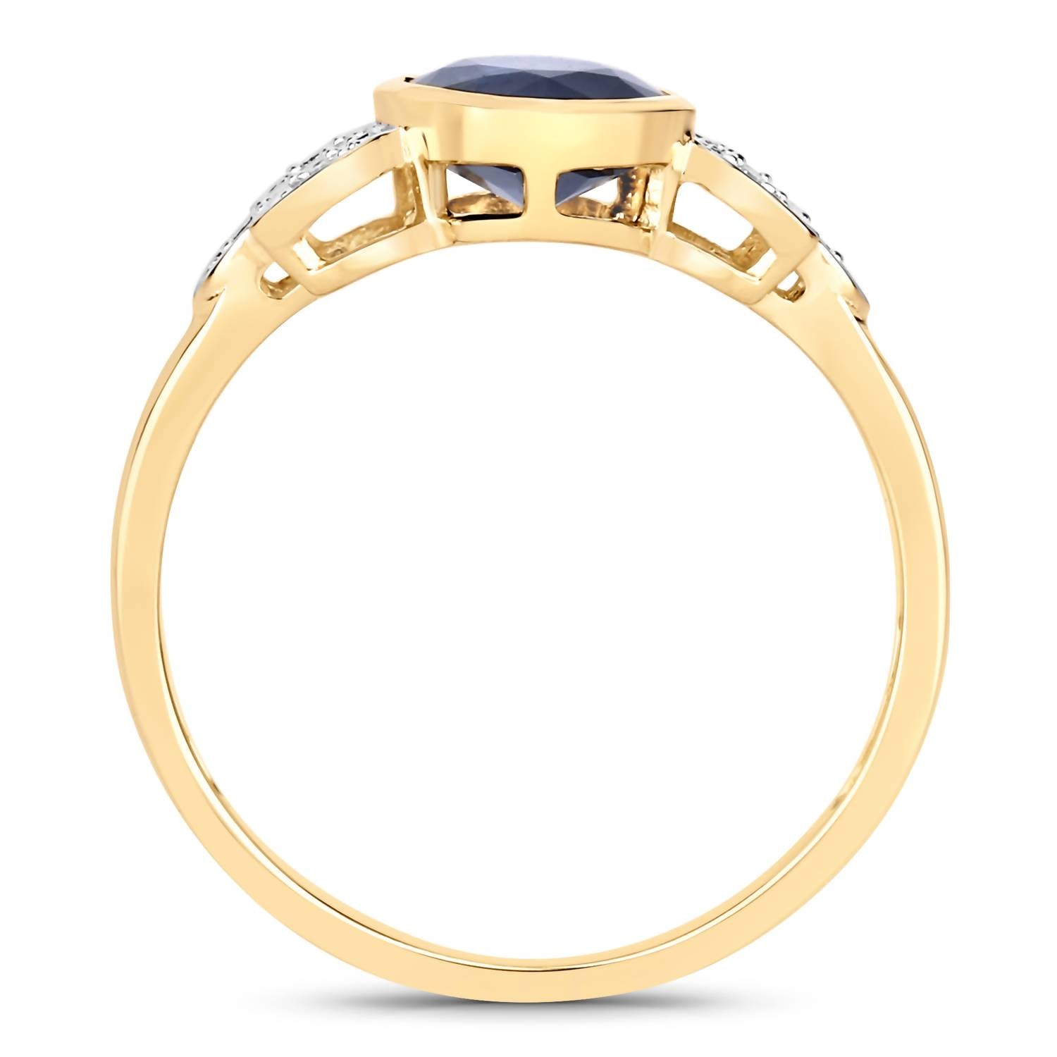 Diana M Jewels Women's Oval Natural Sapphire Fashion Ring (1.56 Ct) - Classic in 14k yellow gold - women's jewelry - detail view
