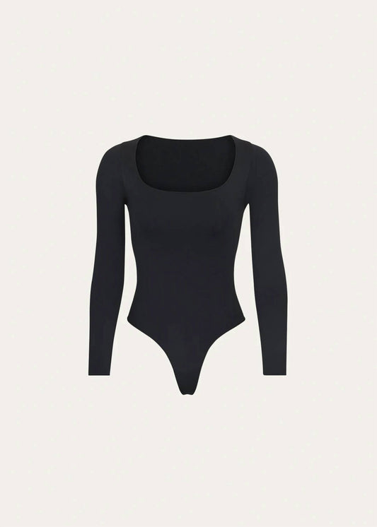 Skims - Essential Smoothing Scoop-Neck Thong Bodysuit