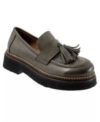 bueno Women's Gillian Loafer in green khaki - women's flats