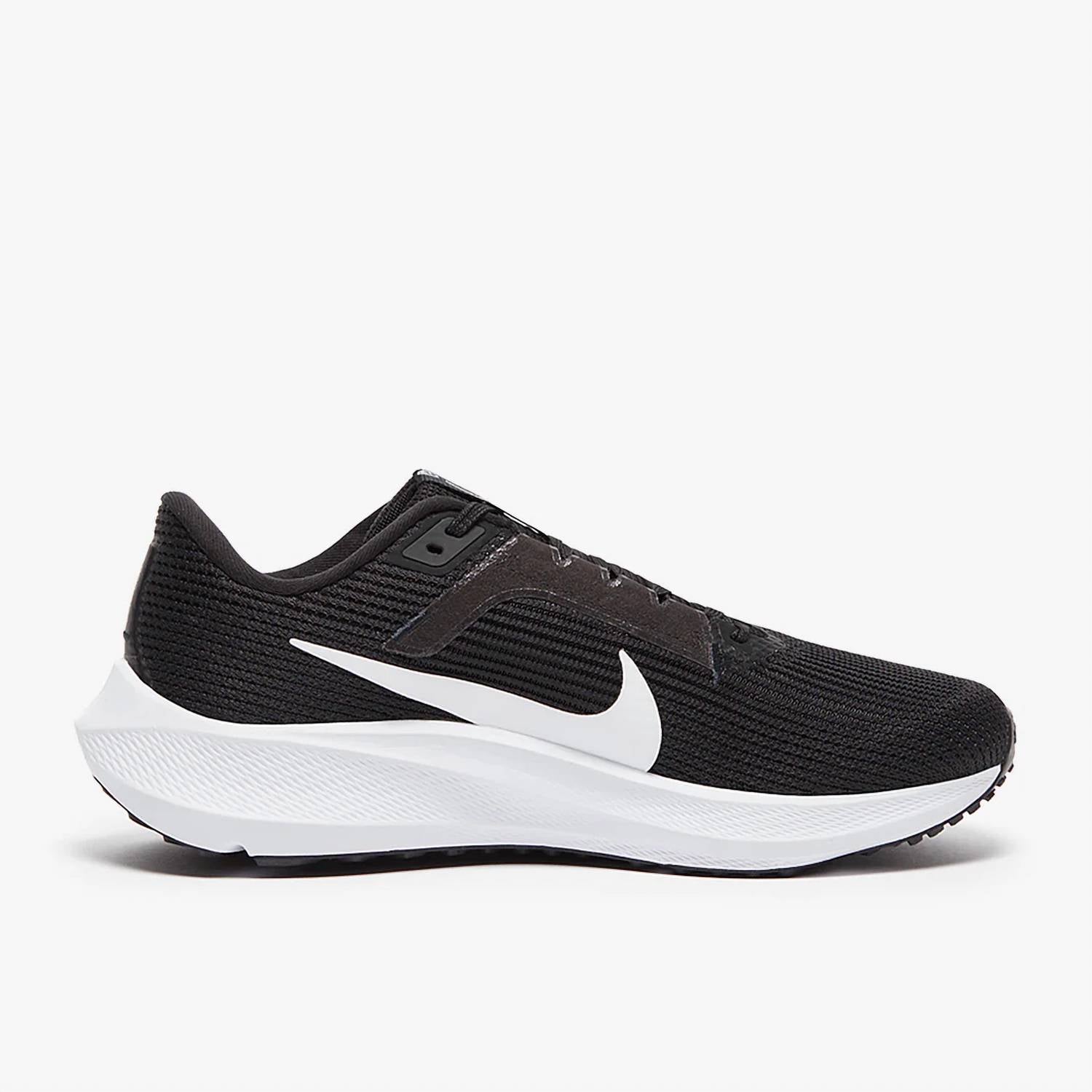Nike - Women's Pegasus 40 Running Shoes - Wide
