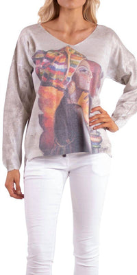 Gigi Moda - Bold Queen Long Sleeve Sweater