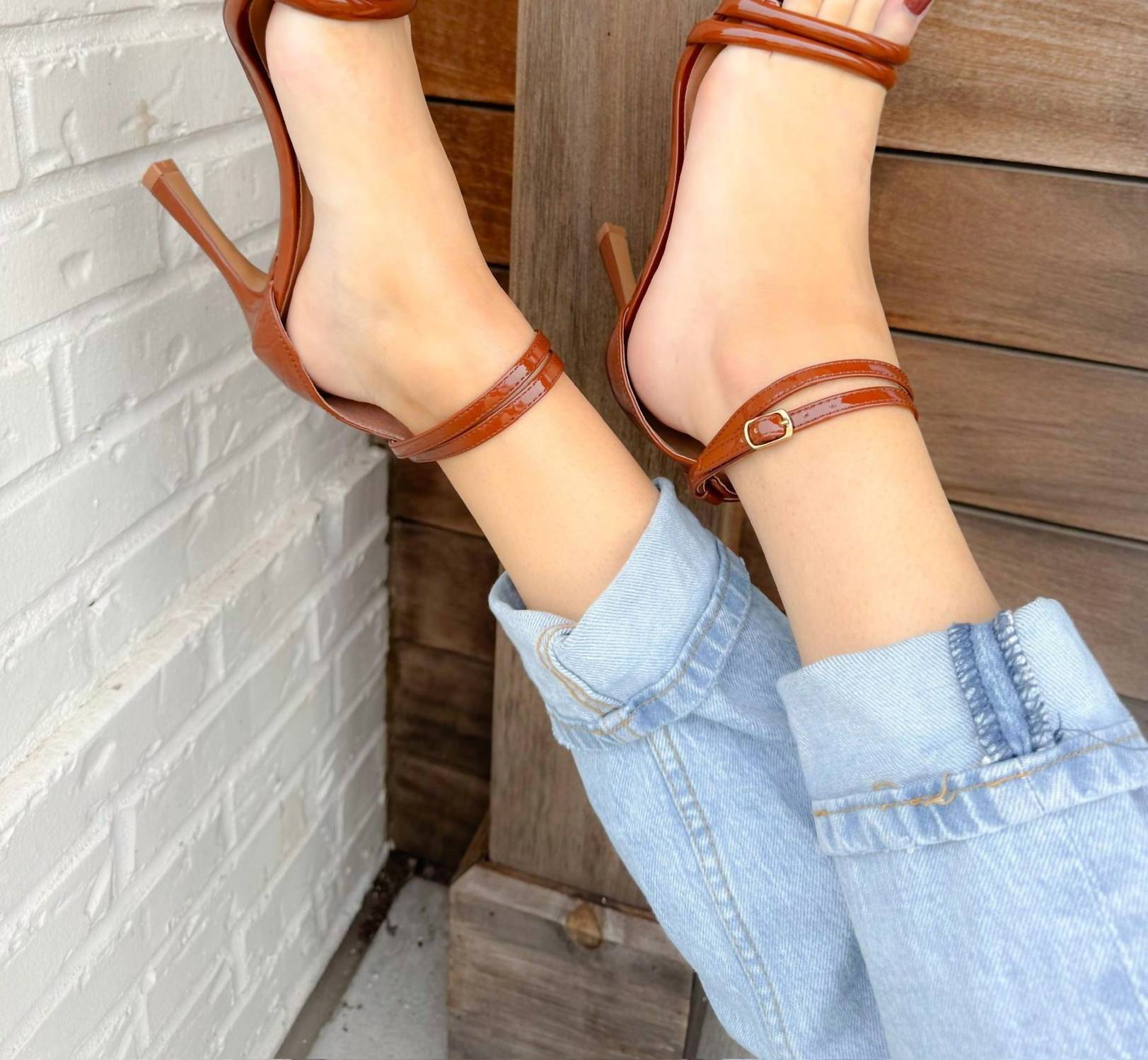 Chinese Laundry - Women's Jasmine Heeled Sandal